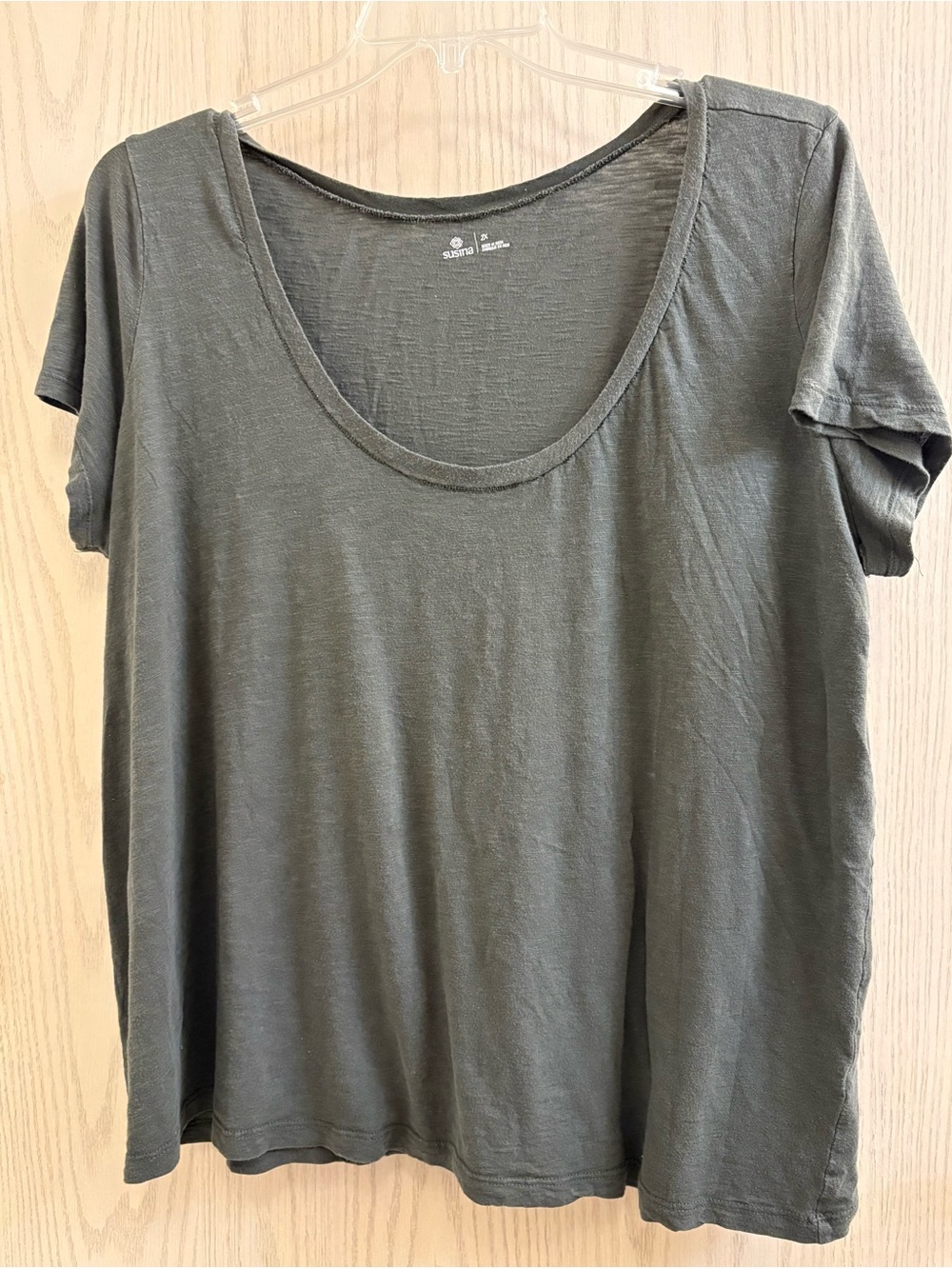 Susina Scoop Neck Short Sleeve Tee - Olive